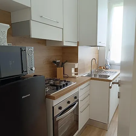 Camelia Lägenhet Stresa